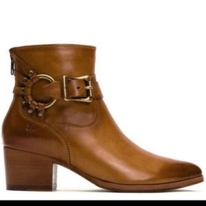 Frye Zoe Ring Short Cognac Leather Brown Heeled Ankle Boots, must have for Fall